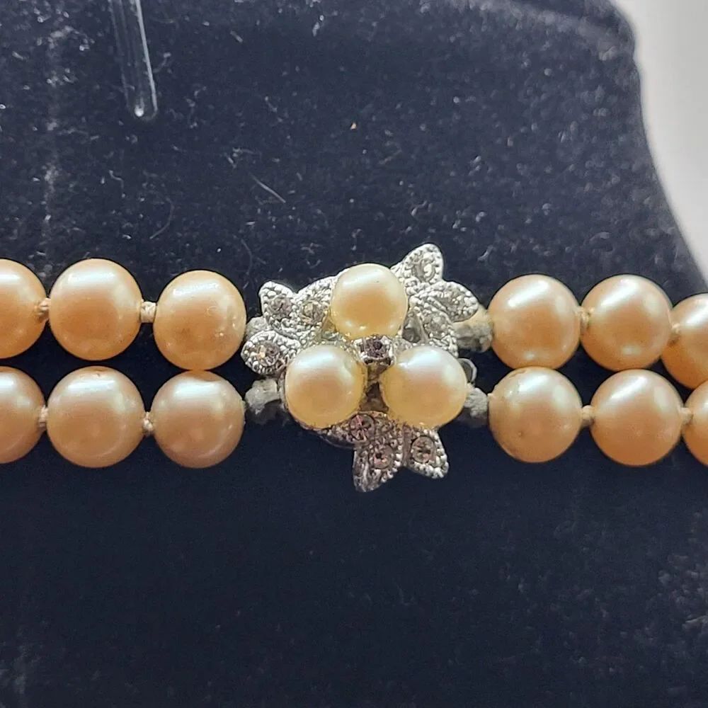 Vintage Hollywood Glam Double Layer Pearl Necklace Champagne colored 21in